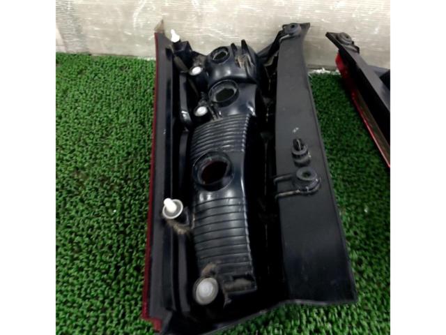 SUZUKI
Wagon R / MH23S
Genuine tail lens