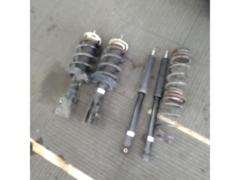 HONDA
Fit / GE8
Genuine suspension kit + RS-R lowering springs