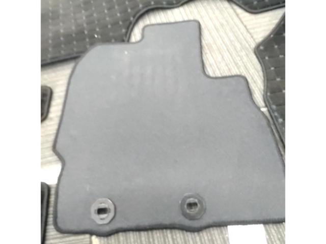 TOYOTA
Sienta/MXP10#
Genuine OP floor mat
