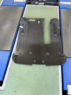 NISSAN
GT-R / R35
Medium-term genuine
Carbon rear diffuser