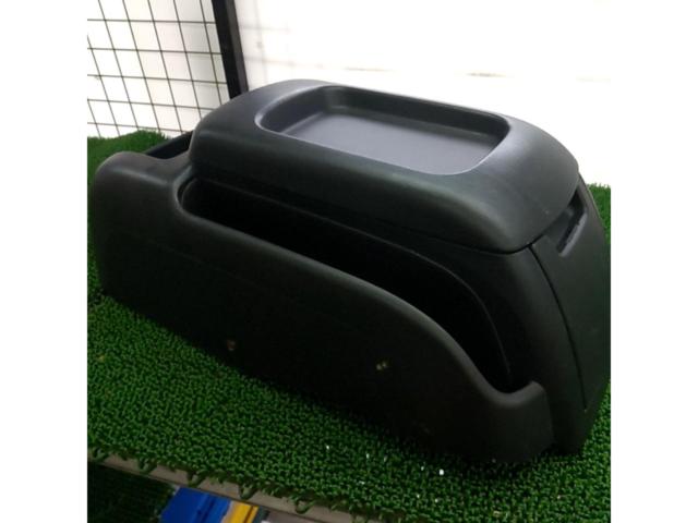 TOYOTA
Hiace 200 system / wide
Genuine console BOX