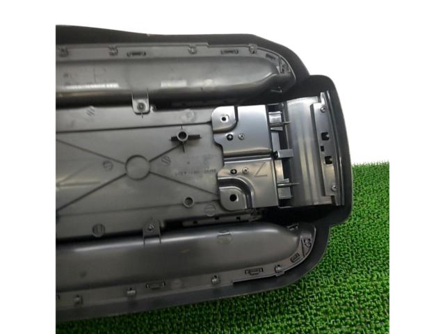 TOYOTA
Hiace 200 system / wide
Genuine console BOX