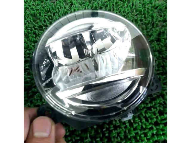 SUBARU
WRX
S4
Genuine fog lamp