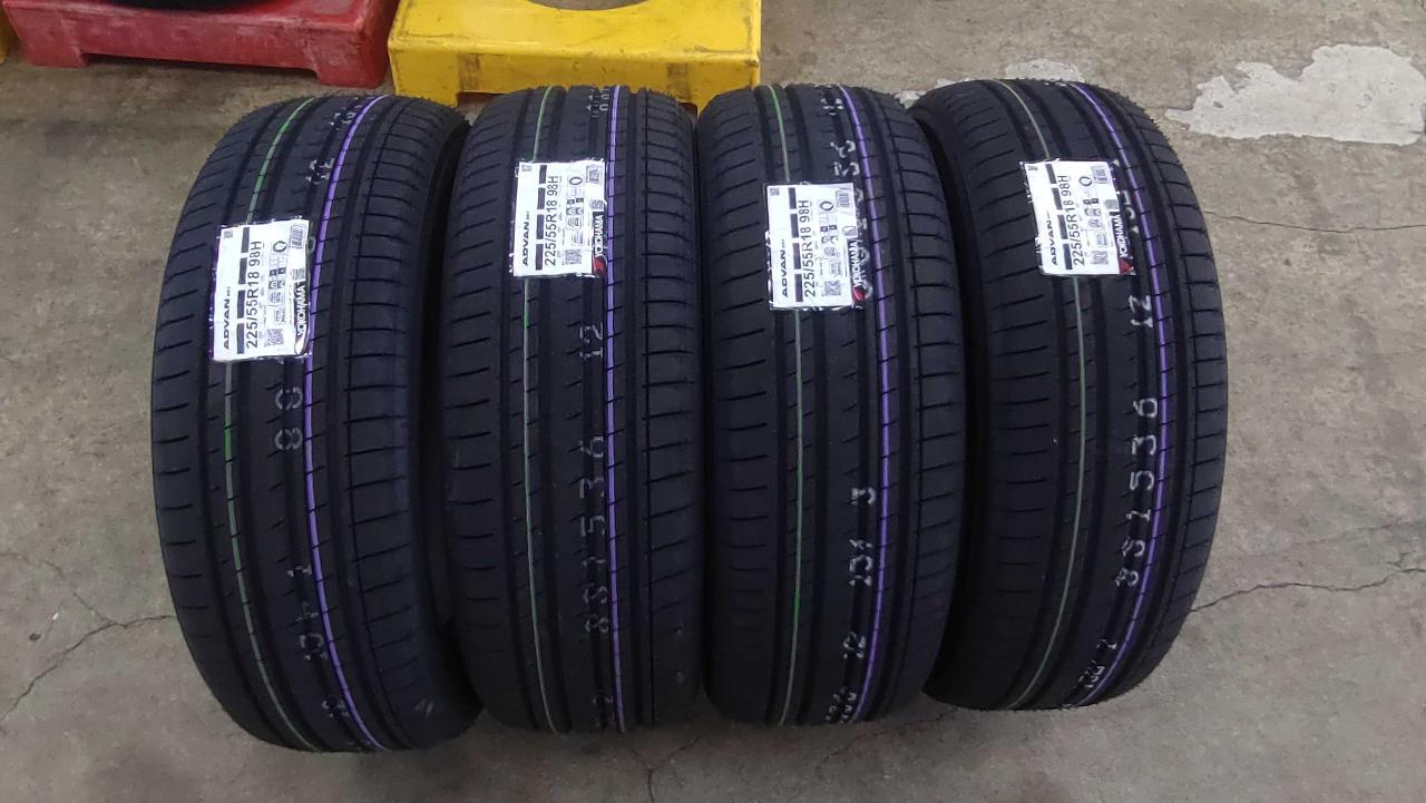  New tire 
YOKOHAMA
ADVAN
V61
