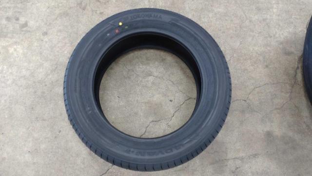  New tire 
YOKOHAMA
ADVAN
V61