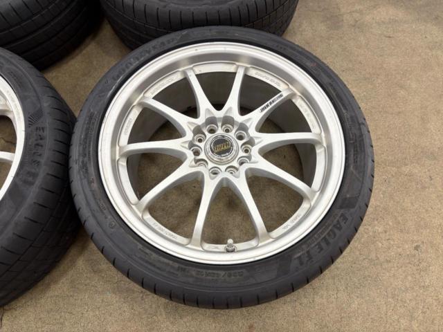 RAYS
VOLK
RACING
CE28N
+
GOODYEAR
EAGLE
F1
ASYMMETRIC
6