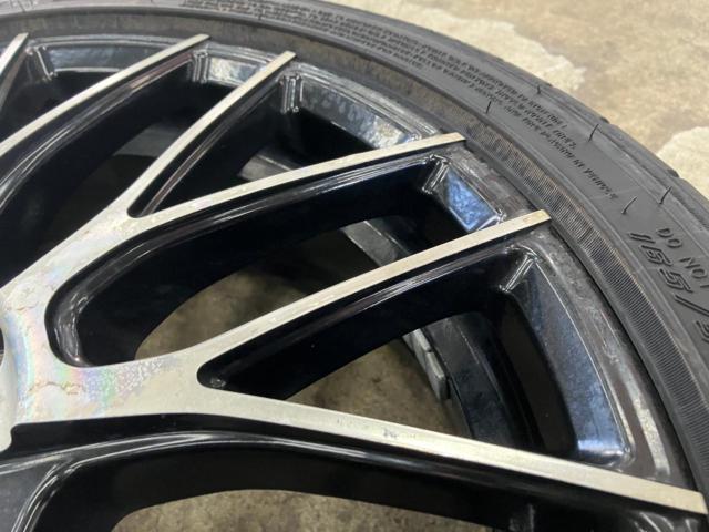 MONZA
JAPAN
WARWIC
+
GOODYEAR
Efficient
Grip
Comfort