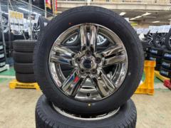 New winter tires included
Nissan
Serena / C26
AUTECH made
Genuine OP wheel
+
KENDA
KR36