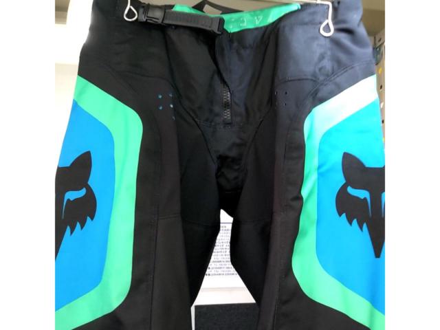 FOX Racing 180パンツ バラスト(ブラック/ブルー)