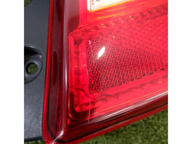 日産 マーチ/K13 純正テールレンズ