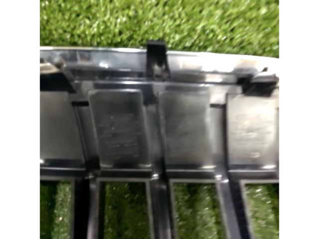 BMW
3 Series (G20/G21) Early Model
Genuine
Kidney grill