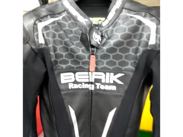 【サイズ:52】BERIK LS1-201329-BK レーシングスーツ