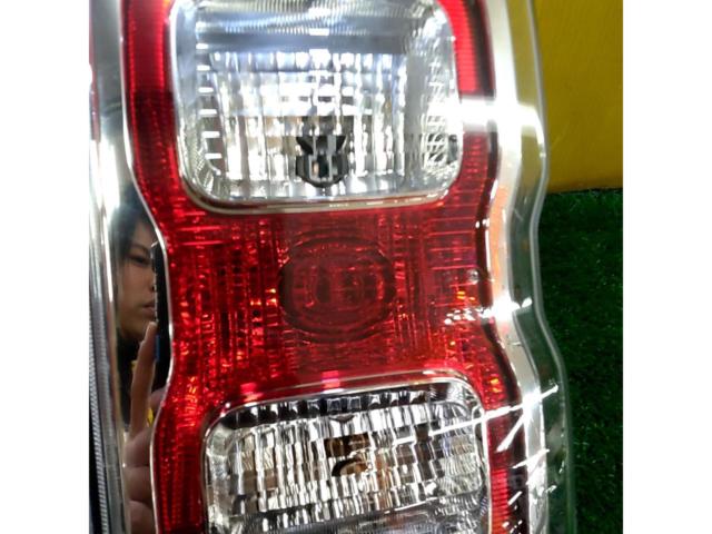 SUZUKI ハスラー/MR52S純正LEDテールレンズ【KOITO 220-5939W】