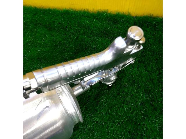 Anest Iwata Corporation
W-77
Air spray gun