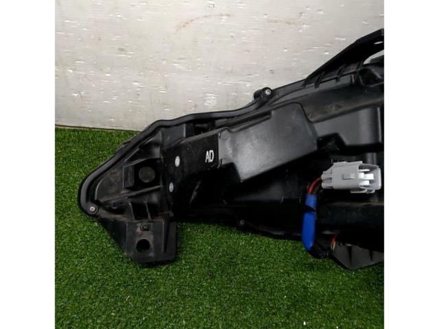 Toyota
86 / ZN6
Previous term genuine headlight