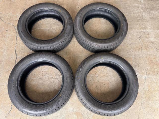 Left yellow con
BRIDGESTONE
Playz
PX-RVⅡ
195 / 60R16