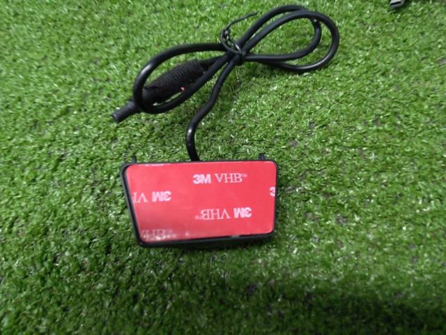 JADO
SMART
D230 Mirror-Type Dashcam