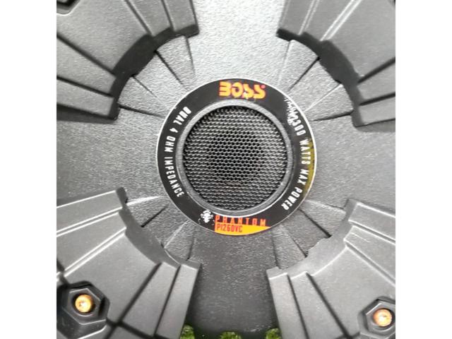 BOSS PHANTOM P126DVC 12インチサブウーファー