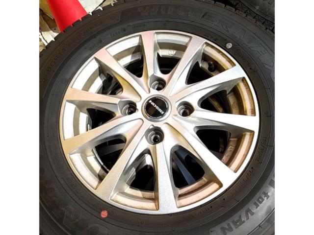 HOT STUFF BISON(バイソン)  +DUNLOP WINTERMAXX LV01 for VAN