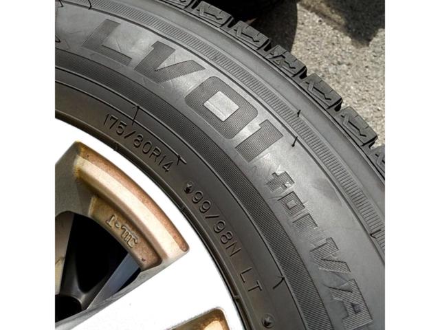 HOT STUFF BISON(バイソン)  +DUNLOP WINTERMAXX LV01 for VAN