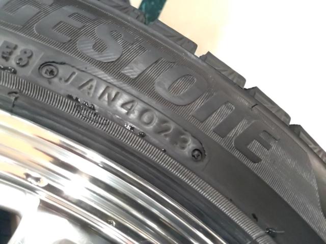 weds
LEONIS
TR
+
BRIDGESTONE (Bridgestone)
BRIDGESTONE
BLIZZAK
VRX3