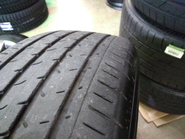 TOYOTA
Forty
Alphard genuine
Z grade wheel
+
YOKOHAMA (Yokohama)
YOKOHAMA
ADVAN
V03