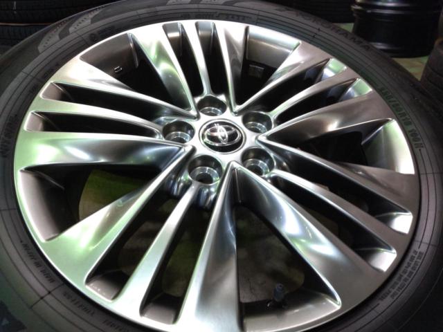 TOYOTA
Forty
Alphard genuine
Z grade wheel
+
YOKOHAMA (Yokohama)
YOKOHAMA
ADVAN
V03
