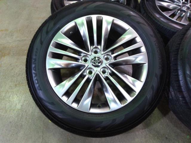 TOYOTA
Forty
Alphard genuine
Z grade wheel
+
YOKOHAMA (Yokohama)
YOKOHAMA
ADVAN
V03