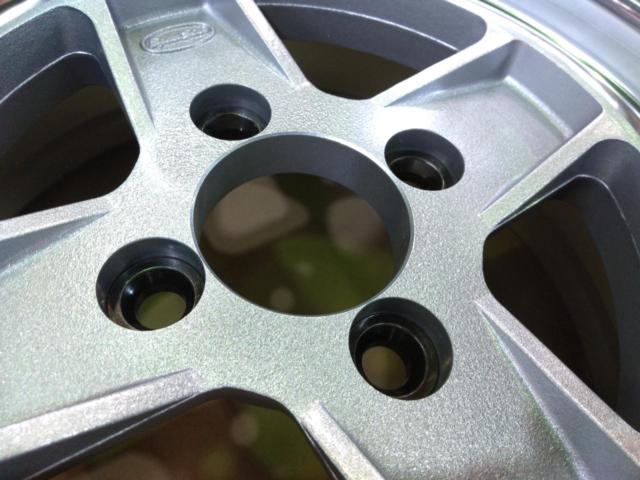 SPEED
STAR
MK-Ⅱ
*Customized car with overfenders!!!
Perfect for classic cars converted to 100-4 suspension!!!