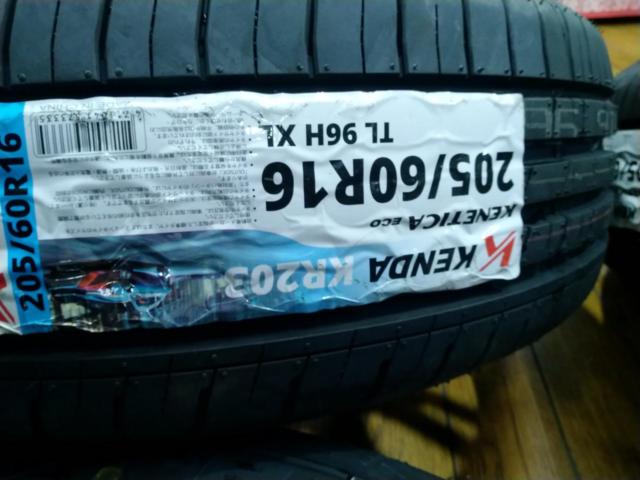 weds (Weds)
GYLE
Alloy Wheels
+
KENDA (Kenda)
KR 203
[Noah
Voxy
Step Wagon, etc.