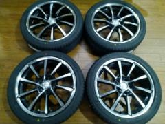 TREASURE
ONE (Treasure One Company)
Cliff
Climb (Cliff Climb)
TC-03
+
KENDA (Kenda)
KR 201
Noah/Voxy etc.