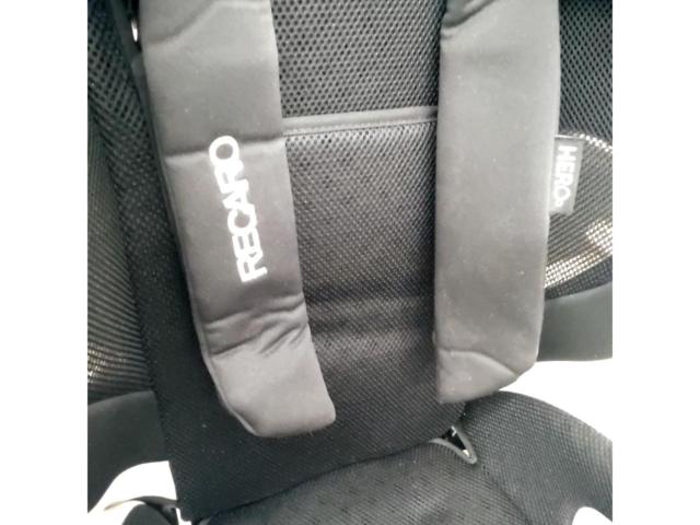 RECARO J1 チャイルドシート