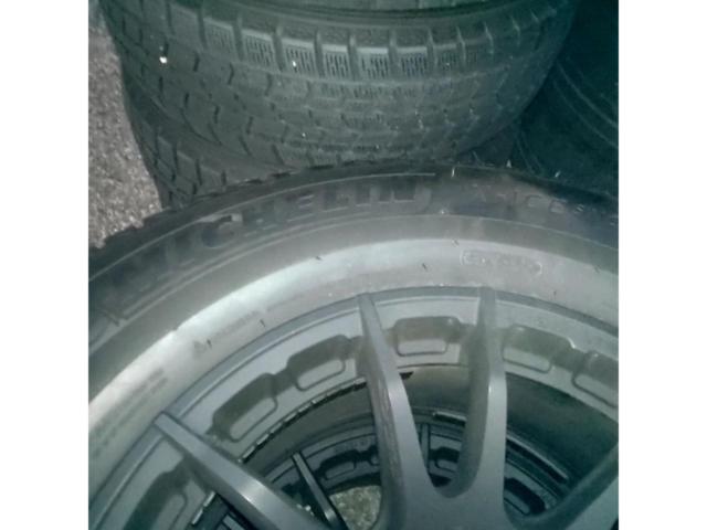 RAYS GRAM LIGHTS 57XR-X + MICHELIN X ICE SNOW