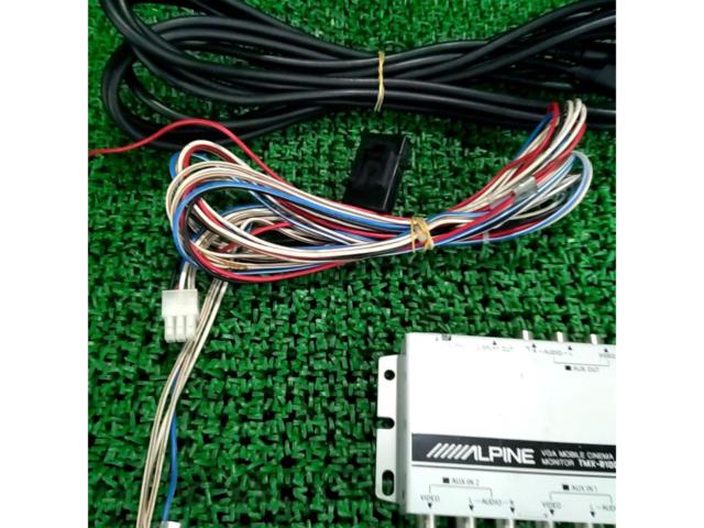 Wakeari
ALPINE
RCA distributor for TMX-R1000