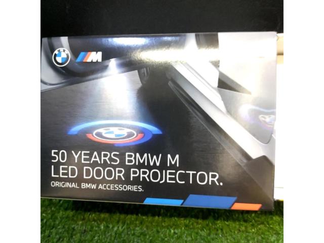 BMW純正 LEDプロジェクター M50周年