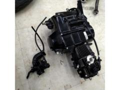 SNAKEMOTORS 横型エンジン+キャブレター