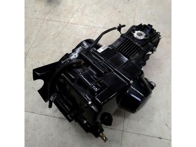SNAKEMOTORS 横型エンジン+キャブレター