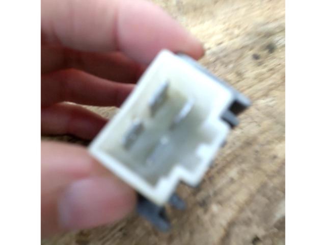 メーカー不明 12V用レギュレーター 汎用【モンキー/ゴリラなどに】
