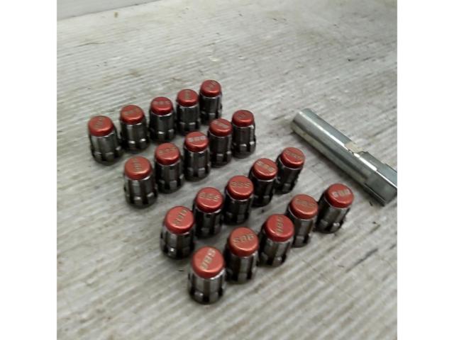 BBS
RACING
LUG
NUT
KIT
[M12xP1.5
21 HEX
Spline drive