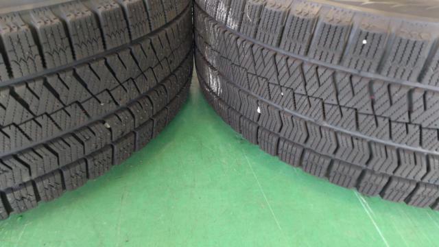 BRIDGESTONE(ブリヂストン)ECO FORME(エコフォルム) CRS23+BRIDGESTONE BLIZZAK VRX2 【60系/プリウス専用サイズ】