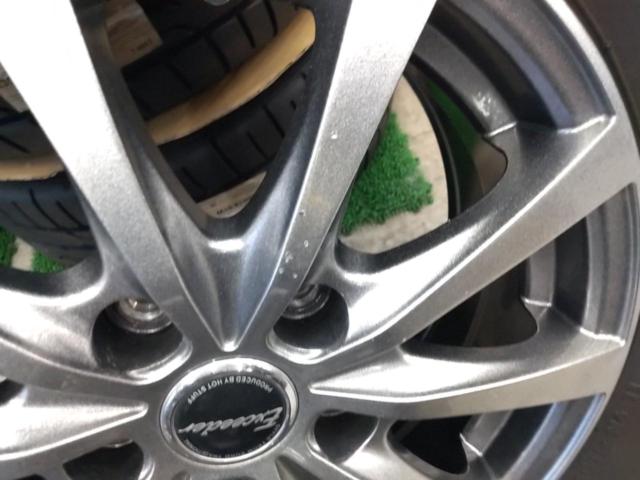 HOT
STUFF
Exceeder
E03 + BRIDGESTONE
ICEPARTNER 2