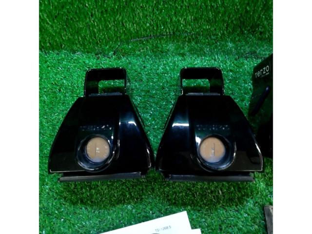 TERZO
EF-DRX
Foot for direct roof