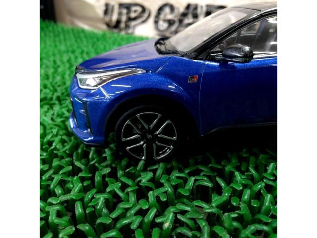 トヨタ純正 カラーサンプルミニカー【GR C-HR】