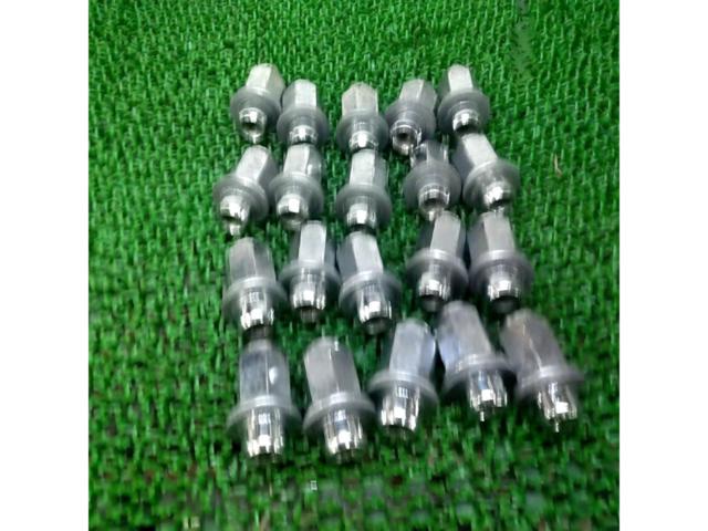 TOYOTA 純正平座ナット 20個セット M12×P1.5