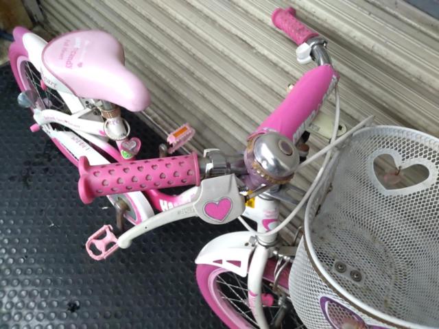【わけあり現状販売】玉越工業 HardCandy 18×1.75インチシングルギアキッズサイクル ホワイト×ピンク