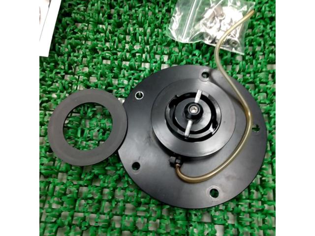 【MOTO CORSE】CNC ビレット フューエルタンクキャップ Type 2