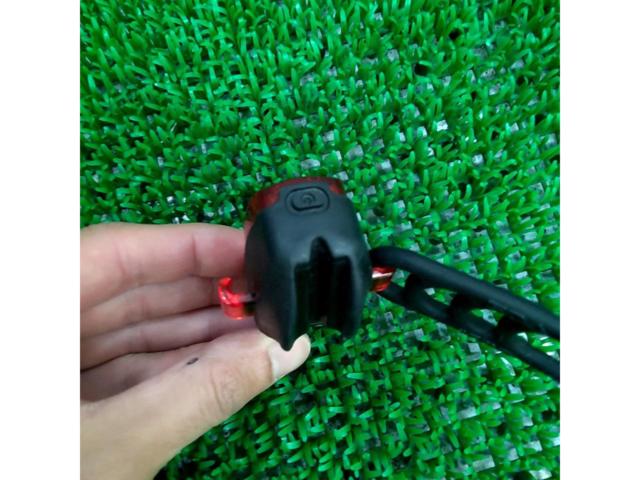 充電式 LEZYNE KTV リアLEDライト