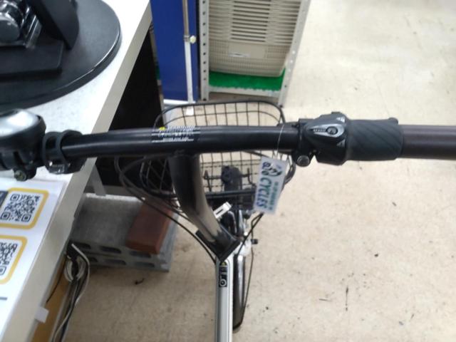 サイクルベースあさひ THIFT 20×1.75(406)インチ外装6段変速折りたたみ自転車 ホワイト