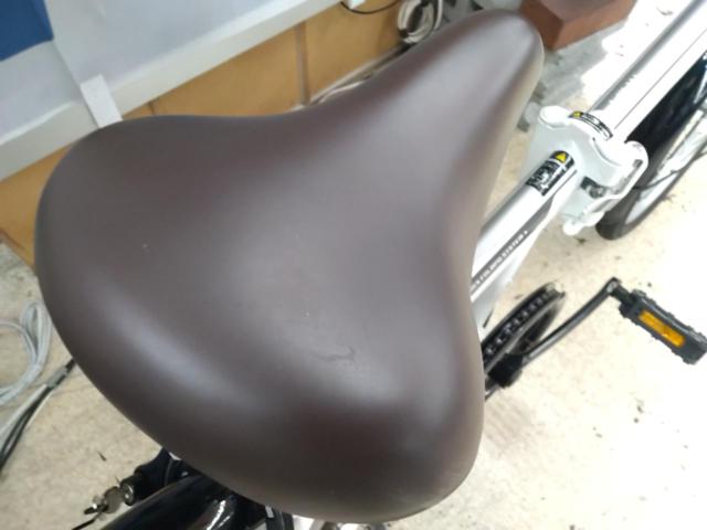 サイクルベースあさひ THIFT 20×1.75(406)インチ外装6段変速折りたたみ自転車 ホワイト