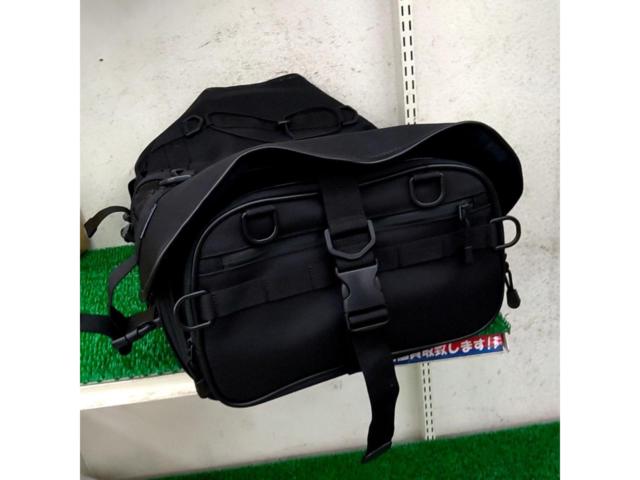 【IGAYA】キャンプツーリングシートバック ブラック